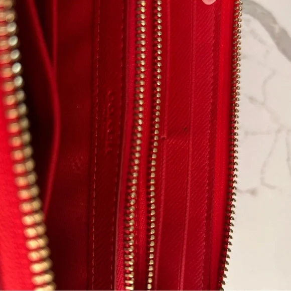 GUC - Coach Red Saffiano Zip Wallet with Gold Logo - Picture 9 of 10